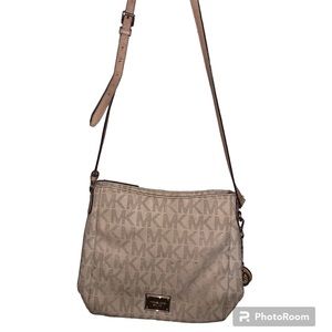 Michael Kors crossbody